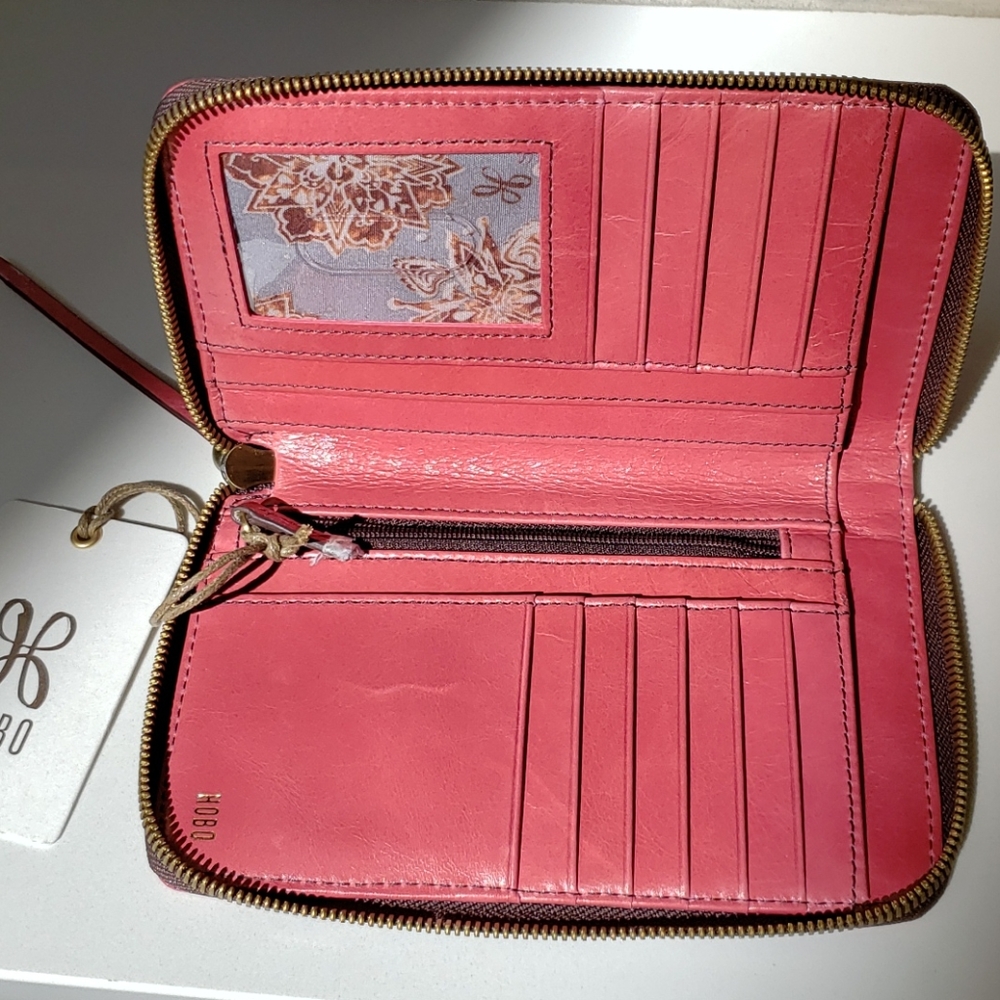 Hobo rave wallet